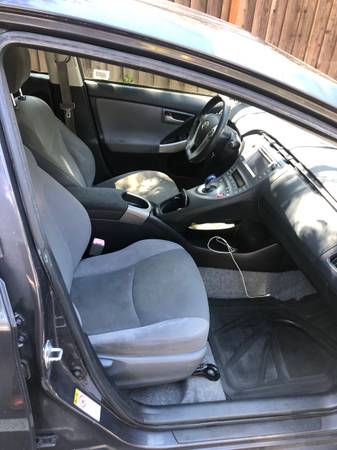 2013 Toyota Prius - $4,975 (Los Altos)63654699479811122