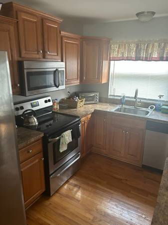 $850 Habitación en alquiler - $850.00 (Wakefield)63611884394115123
