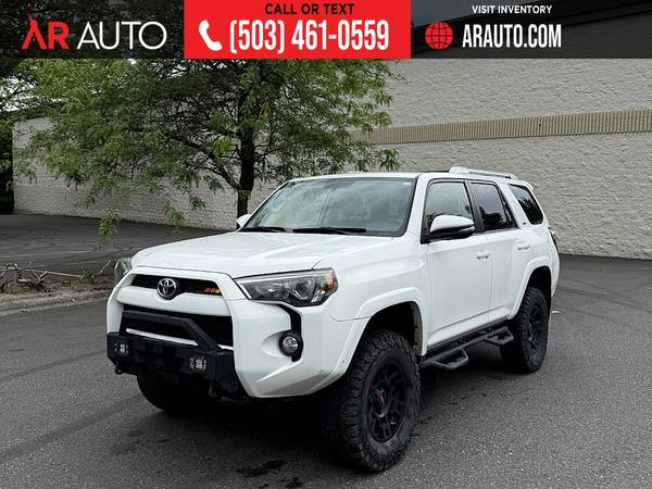 2017 Toyota 4Runner 4 Runner 4-Runner SR5 SR 5 SR-5 Premium PRICED TO - $18,900 (AR Auto)63618455054083120