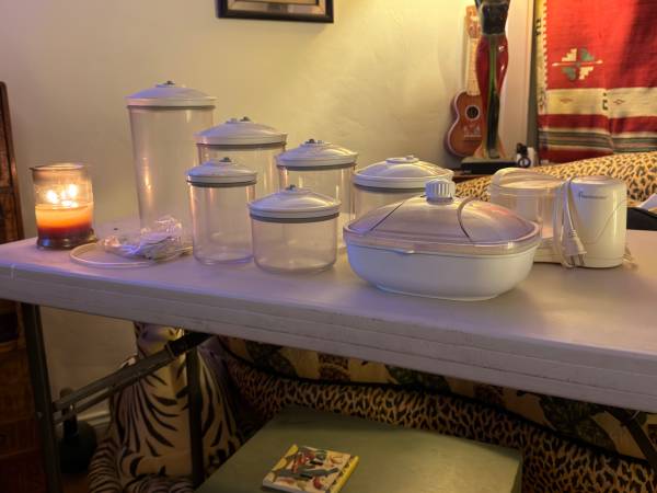 Foodsaver Upscale Containers ! 1