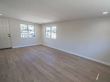 $960 / 2br - Quiet & Convenient 2-Bedroom Apartment – Watsonville (watsonville)64023716166146121