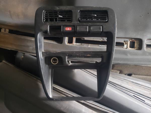 87 to 97 Nissan D21 Pickup PARTS--Everything is 1/2 Price - $1 (Gallant Rd Attalla Al)63438159453955124