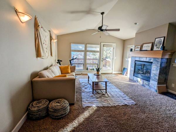 $800 / 3br - Room for rent, Westside, $800+utilities (Bend Westside)63839294377347121