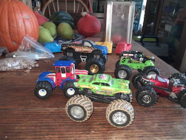 5 Die-cast Monster Vehicles - $5 (San Francisco)63471457123457121