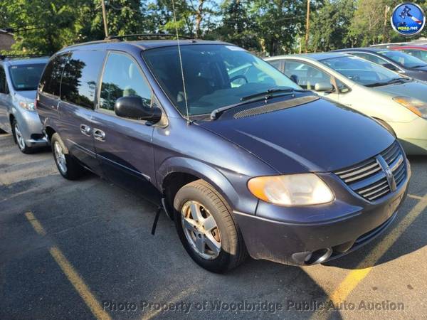2007 *Dodge* *Grand Caravan* *4dr Wagon SXT *Ltd Ava - $1,950 (Woodbridge Public Auto Auction)63439830963587121