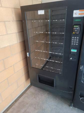 AMS Snack Vending Machine 1