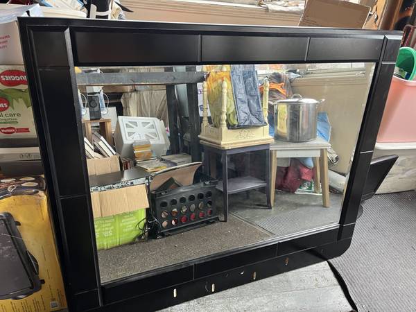 larger black MIRROR 1