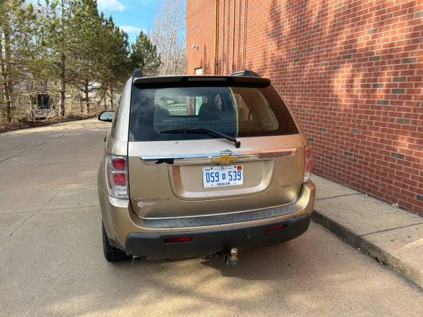 2006 Chevrolet Equinox 4x4-1 dueño - POCOS KILÓMETROS - MUY LIMPIO - $4.895 (Mount Clemens)63488198161025124