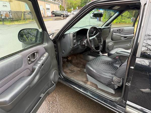 2003 Chevrolet S10 Shortbed - Photo 12