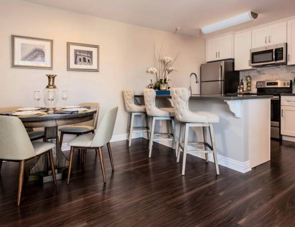 $2,495 / 1br - $500 OFF! 6 WEEKS FREE - Comfortable Social Lounge + Garage Parking (Hillcrest)63998454183939124