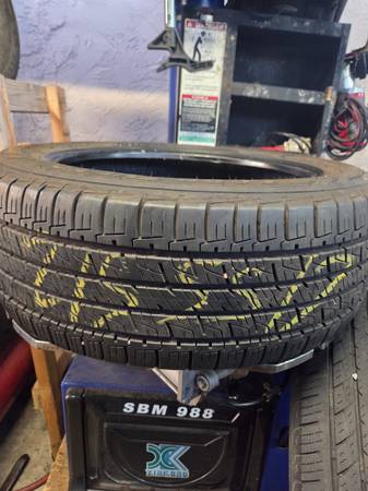 215-55-17 Used tire 1