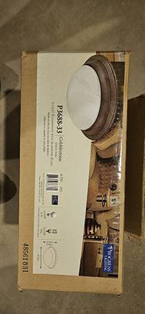 Progres lighting p3688-33 light fixture new in box 1