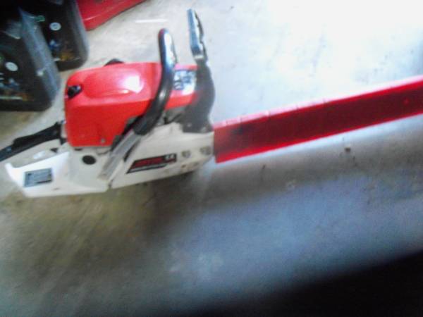 58cc, 20 inch chainsaw, used very little. 1