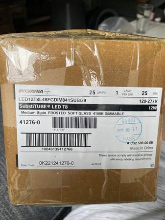 Sylvania LED12T8L48FGDIM841SUBG9 LED Lamps 1