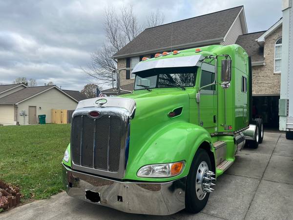2012 Peterbilt 386 - $37,500 (Corryton)63625129707779122