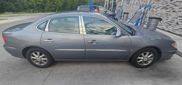 2009 buick lacrosse - $5,000 (Blaine)63470071907331122