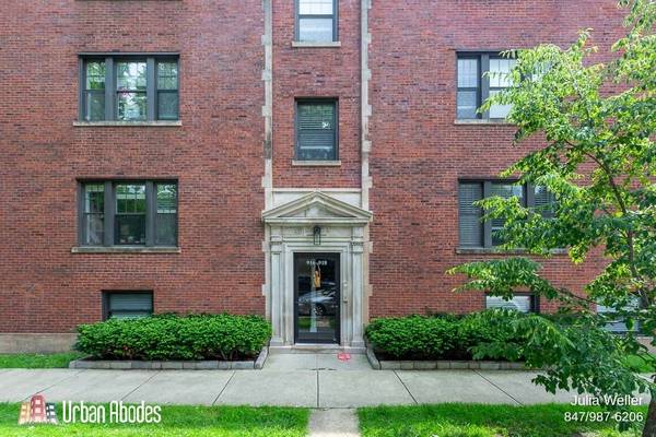 $2,295 / 2br - 900ft2 - $300 OFF FIRST MONTH'S RENT! Phenomenal 2 Bedroom, 1 Bath in Evanston (Evanston)64041642917505120