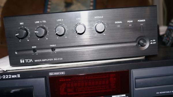 Toa Mixer amplifier BG-2120 1