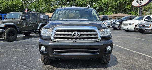 2014 Toyota Sequoia 4WD 5.7L FFV SR5 (Natl) - $16,500 (1634 NW Broad St Murfreesboro, TN 37129)63621532113153121