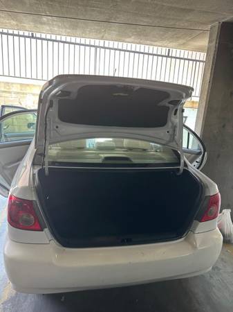 2005 Toyota Corolla - $6,200 (Los Ángeles)63618267830017124