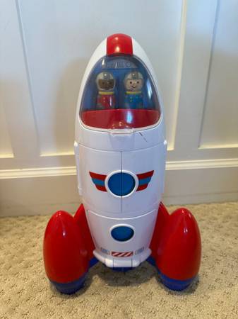 Lakeshore Learning Rocketship / Space Shuttle 1