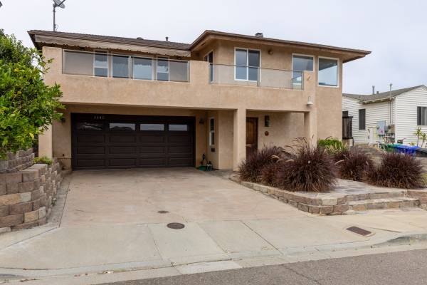 $6,795 / 3br - 2957ft2 - View of San Diego Bay! Double Car garage! Large backyard! (Roseville - Fleet Ridge)63701744027265122
