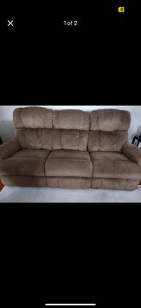 Lazy Boy 3 Seat Couch 1