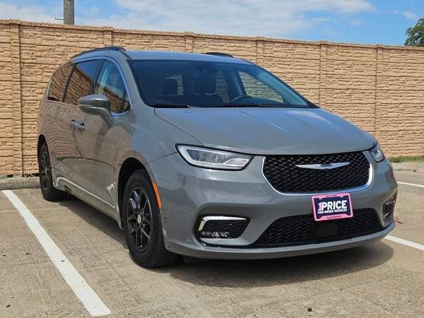 2022 Chrysler Pacifica  Touring L Minivan, Passenger - $21,995 (Call *(817) 562-6858* to Confirm Availability Instantly)63479155769601122