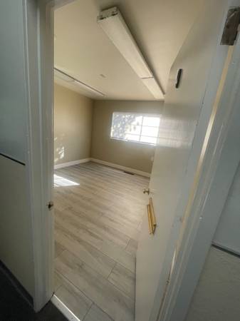 $600 / 144ft2 - Dowtown Santa Rosa (Price Drop) (santa rosa)63695896503553124