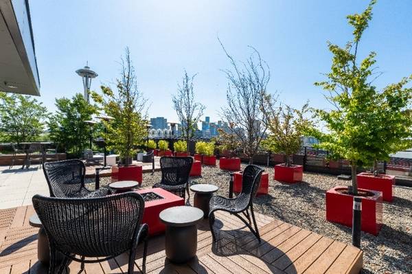 $2,325 / 1br - 596ft2 - Enjoy Your Own Patio! Spacious Open w/AC, Closet Space, 24/7 Gym (Queen Anne)63688278317571121