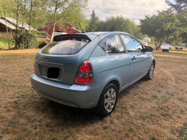2008 Hyundai Accent - $2600 (Black Diamond)63441888978307122