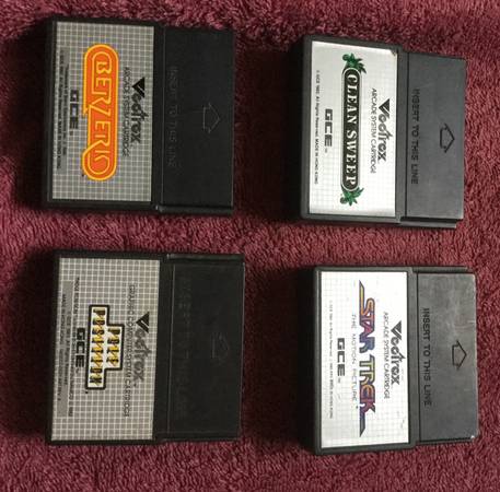 4 VECTREX CARTRAGES 1