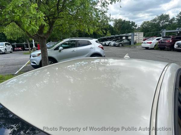 2010 *Buick* *Lucerne* *Sedán 4 puertas CX* color beige - $3.450 (Subasta de autos pública de Woodbridge)63495070542081124