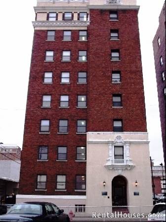 $500 209 YORK ST 	23 (OLD LOUISVILLE)