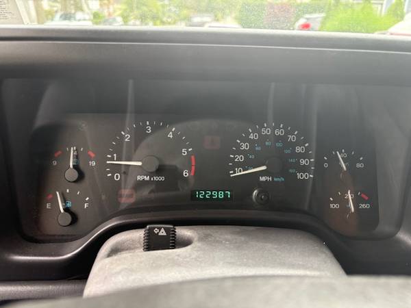 1998 Jeep Wrangler Sport, 6 cilindros, Sport* 4WD * Automático * 127 K * NEG * - $2,75063614220729475124