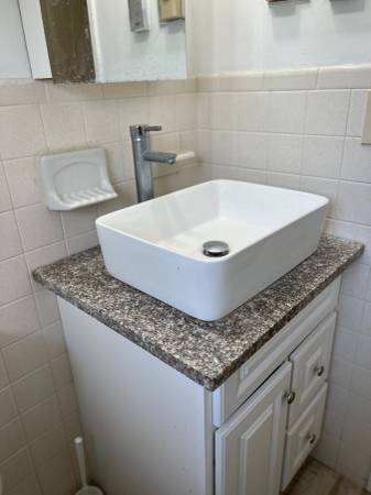 $950 / 2br - 800ft2 - Nice Two Bedroom Apartment with balcony Available (Johnson City)64035577273218122