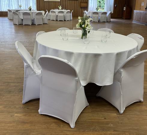 White Round 90" Tablecloths (Qty 20) 1