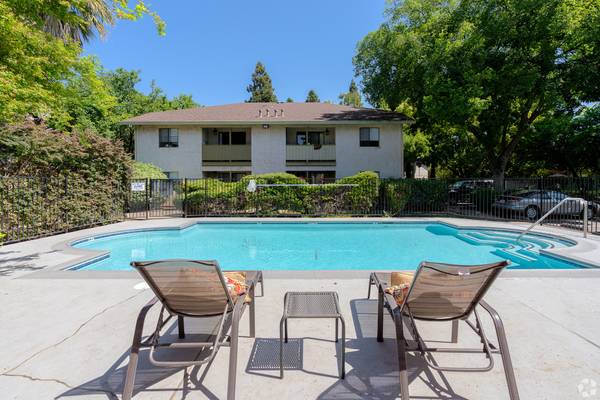 $2,980 / 4br - 1410ft2 - 4 Bed, Walk-in closet, Chico CA (815 Pomona Ave, Chico, CA)63972102775683122