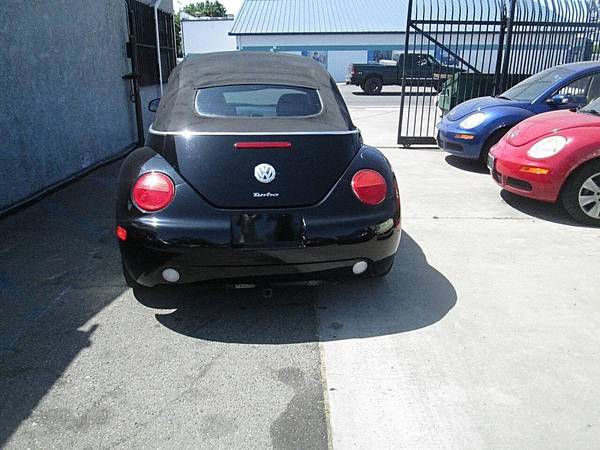 2003 Volkswagen New Beetle Convertible GLS 2dr 1.8T Turbo Convertible - $5480.0063619410229635124