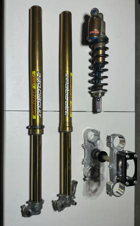 Kawasaki KXF250/450 - Pro Circuit Showa works A-kit 1
