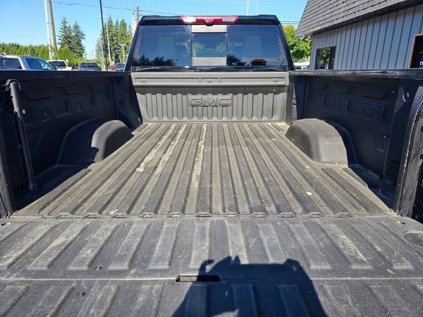 2025 GMC Sierra 3500 HD - Photo 15