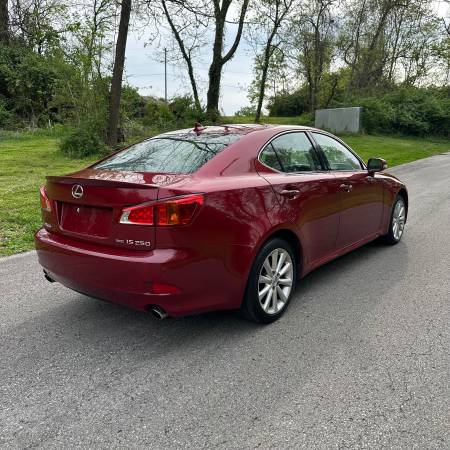 2009 Lexus is250 awd - $8,900 (Nashville)63621650637955124