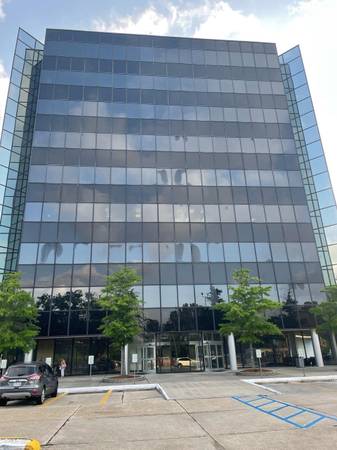 $549 The perfect starter office with flexible terms.  $549 (Lafayette)63857515308035121