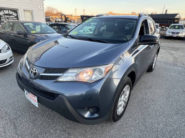 2013 TOYOTA RAV4 LE AWD, eficiente en combustible, cámara de reversa, entrada remota, POW - $13,995 (Lowell MA 01851)63469900752001121
