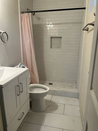 $1,650 / 1br - Studio near  CSUN for remt (Northridge)63857623062659124