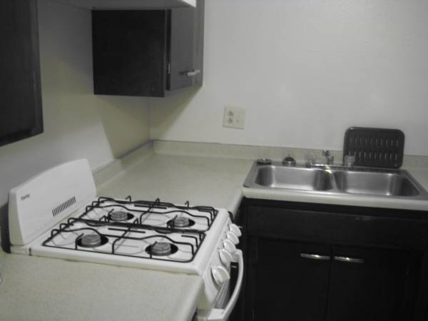 $1,675 / 1br - 620ft2 - a deal -1 bed rm-1bthrm--just redone-$1675 (1130 east santa clara #1)63800304841985124
