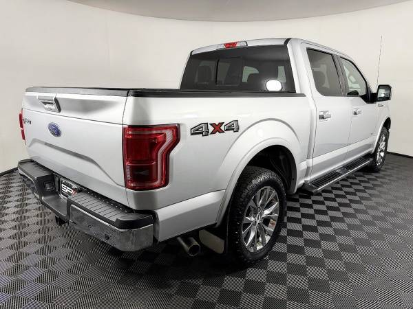 2017 Ford F-150 LARIAT SuperCrew - Photo 11