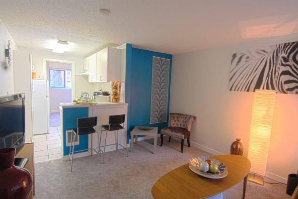 $1,185 / 1br - 384ft2 - Discover Monticello First Hill: Ideal Apartments in Seattle's Heart64031312278019120
