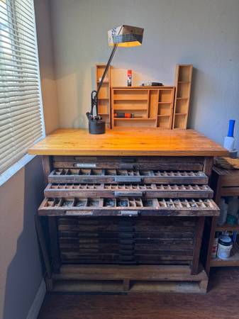 Type cabinet: letterpress 1