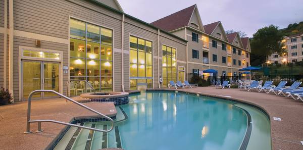 $1,900 / 2br - Wyndham BENTLEY BROOK Mountain Club X'mas 12/21 Jiminy Peak 7 nts (Hancock)64017047218690124